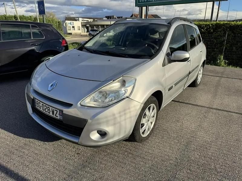 Gris Utilisé 2011 Renault Clio GrandTour Expression Break | 4 490 € (Prix juste) - Image 1/4