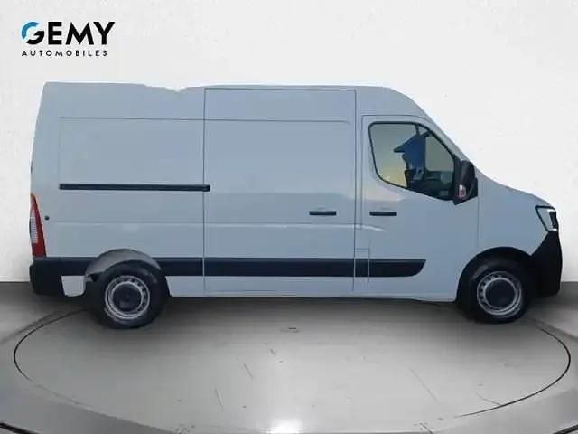 Occasion Renault Master 2024 Blanc mineral Berline