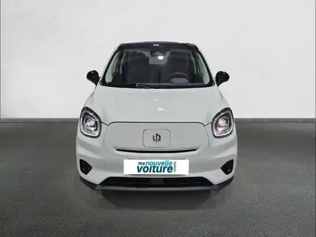 Nouvelle Leapmotor T03 69 kW (95 ch) 2025 Light white Citadine