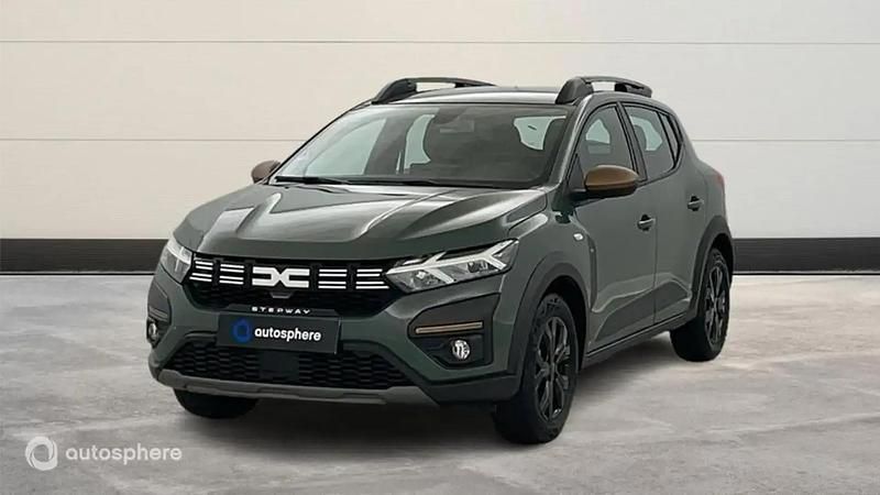 Vert Utilisé 2024 Dacia Sandero Extreme Berline | 16 499 € (Prix assez cher) - Image 1/4