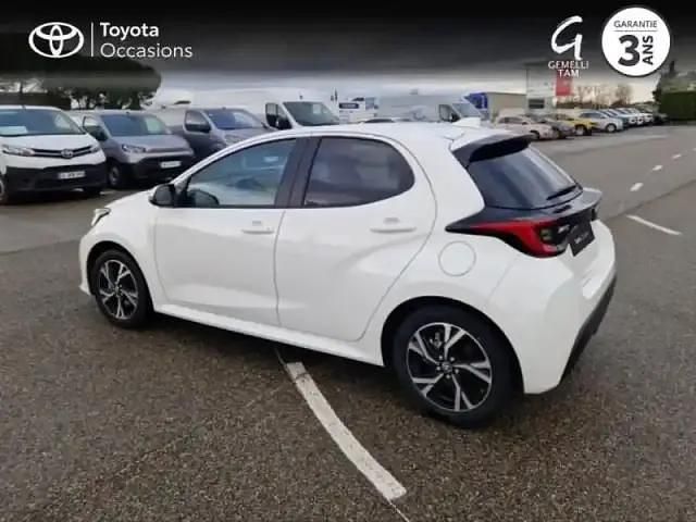 Occasion Toyota Yaris Hybrid Design 116 ch (85 kW) 2024 Blanc Berline