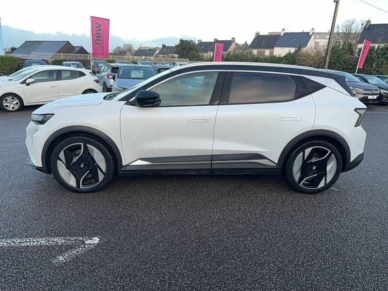 Occasion Renault Scenic E-Tech Iconic 161 kW (220 ch) 2024 Blanc SUV