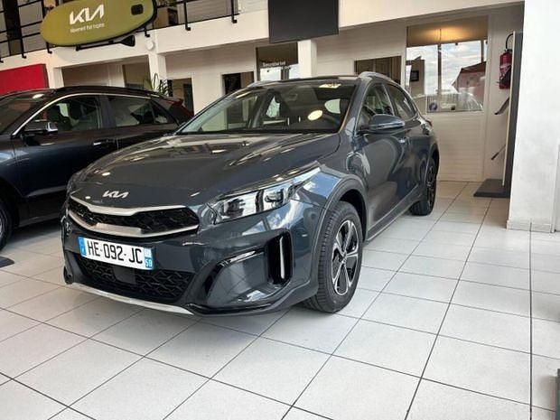 Gris Utilisé 2025 Kia XCeed Active SUV | 29 990 € (Prix cher) - Image 1/4