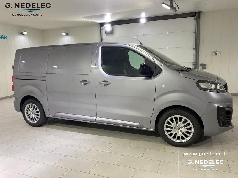 Occasion Fiat Scudo Lounge 177 ch (130 kW) 2022 Gris Van
