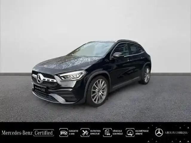 Noir cosmos métallisé Utilisé 2022 Mercedes GLA200 AMG line SUV | 36 890 € - Image 1/4