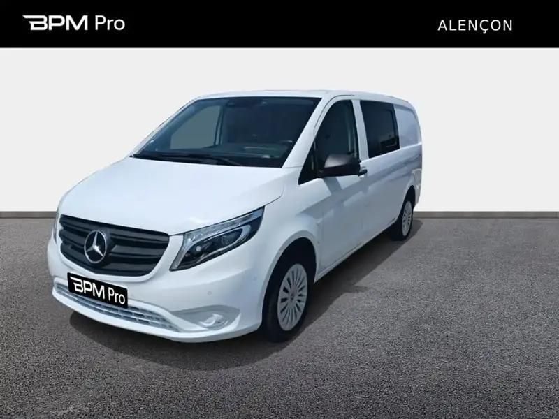 Blanc Utilisé 2020 Mercedes Vito Monospace | 41 400 € (Prix cher) - Image 1/4
