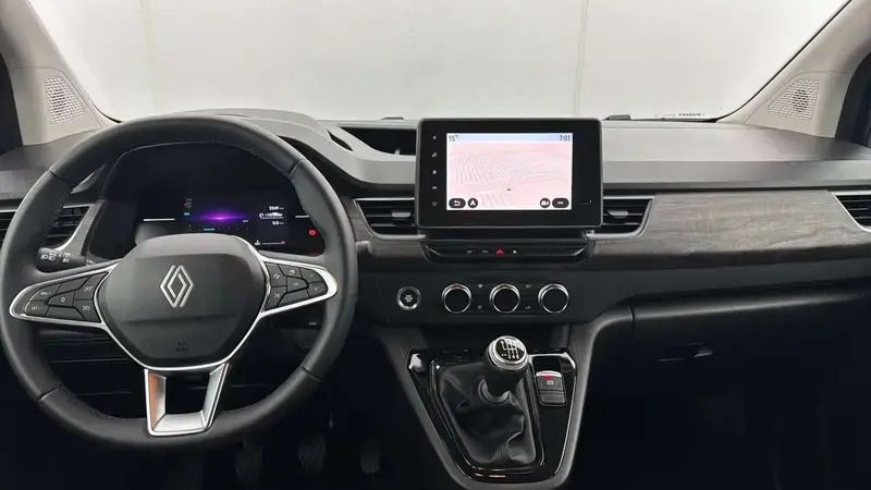 Image 3/4