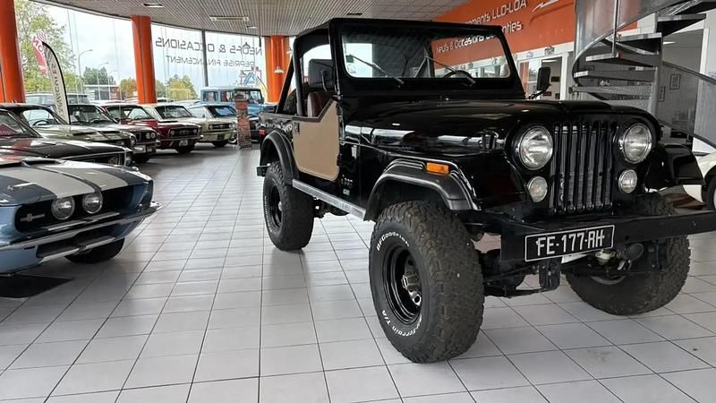 Occasion Jeep CJ 131 ch (96 kW) 1976 Noir SUV