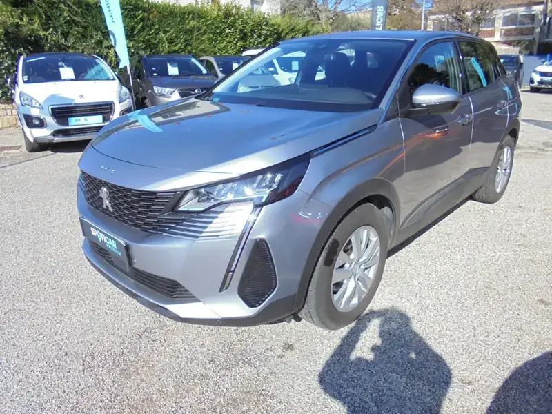 Utilisé 2021 Peugeot 3008 Business-Line SUV | 21 900 € (Prix assez cher) - Image 1/4