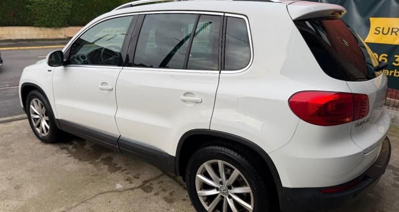 Blanc Occasion 2015 VW Tiguan LOUNGE SUV | 9 990 € - Image 1/4