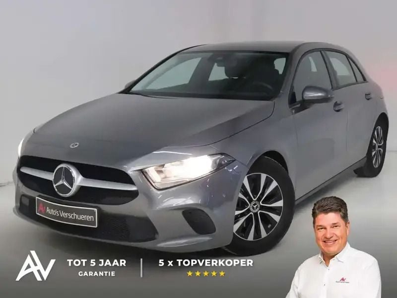 Gris Utilisé 2021 Mercedes A180 Business Berline | 19 990 € (Super prix) - Image 1/4