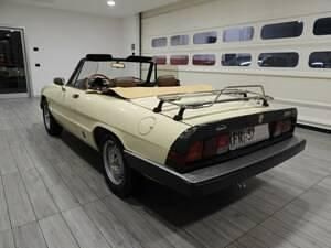 Occasion Alfa Romeo Spider 103 ch (75 kW) 1970 Beige Cabriolet