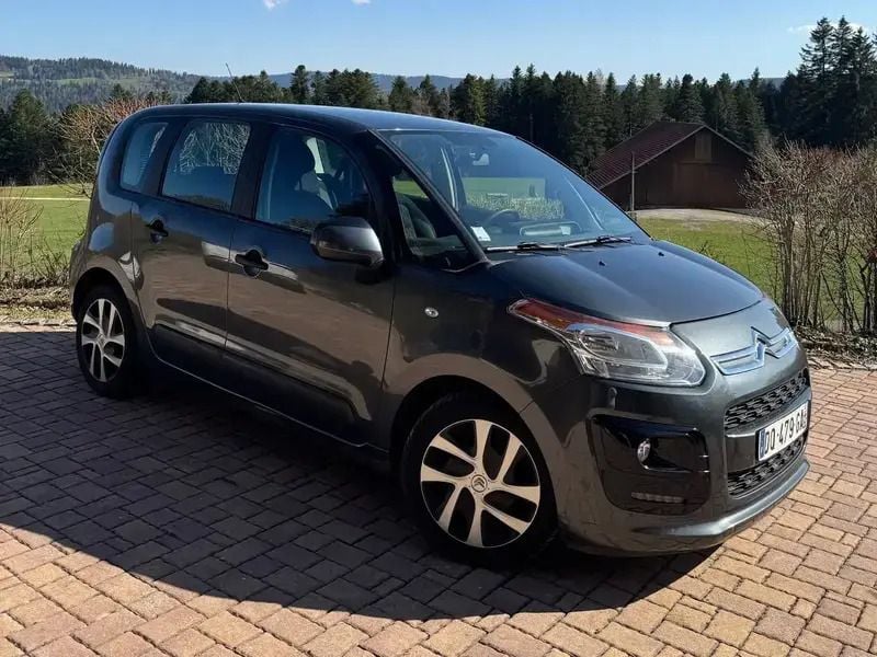 Gris Utilisé 2015 Citroën C3 Picasso Comfort Monospace | 9 500 € (Prix juste) - Image 1/4