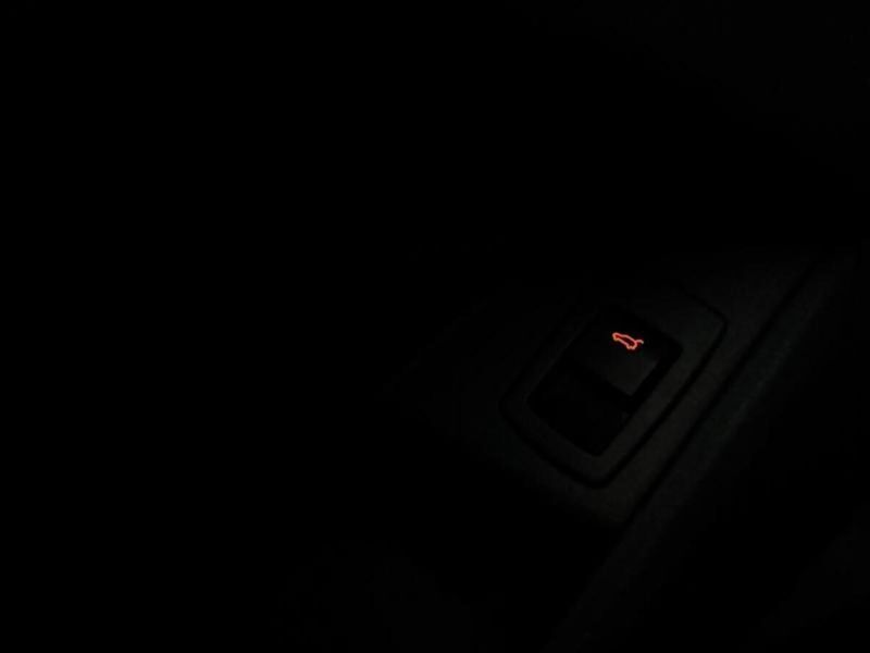 Image 3/4