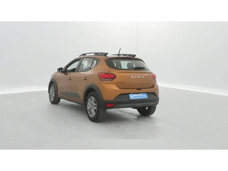 Occasion Dacia Sandero Expression 92 ch (67 kW) 2023 Orange Citadine