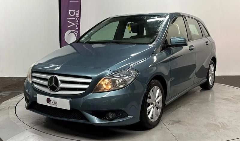 Bleu Utilisé 2014 Mercedes B180 Classic Monospace | 11 990 € (Prix juste) - Image 1/4