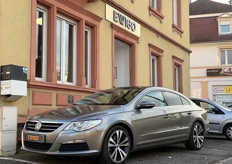 Gris Occasion 2010 VW Passat Exclusive Berline | 12 490 € (Prix juste) - Image 1/4