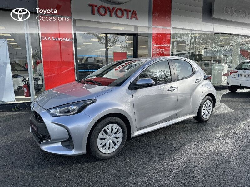 Utilisé 2022 Toyota Yaris Design Citadine | 16 990 € (Prix juste) - Image 1/4