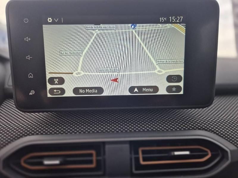 Occasion Dacia Sandero Expression 91 ch (66 kW) 2024 Bleu iron mã©tallisã© Berline