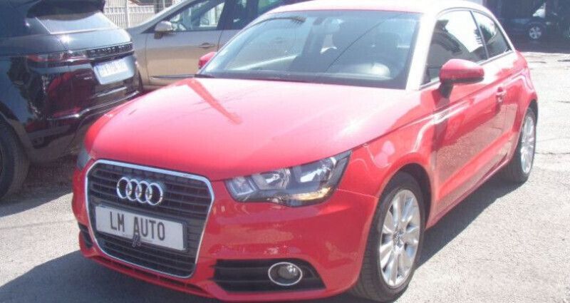 Rouge Utilisé 2011 Audi A1 Ambition Citadine | 8 690 € (Prix juste) - Image 1/4