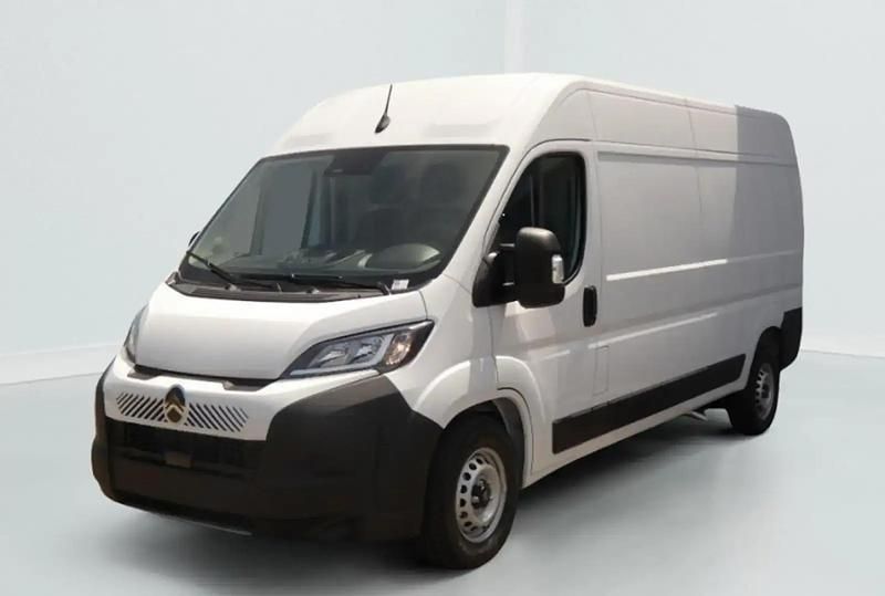 Blanc Nouvelle 2025 Citroën Jumper Monospace | 33 990 € (Prix juste) - Image 1/4
