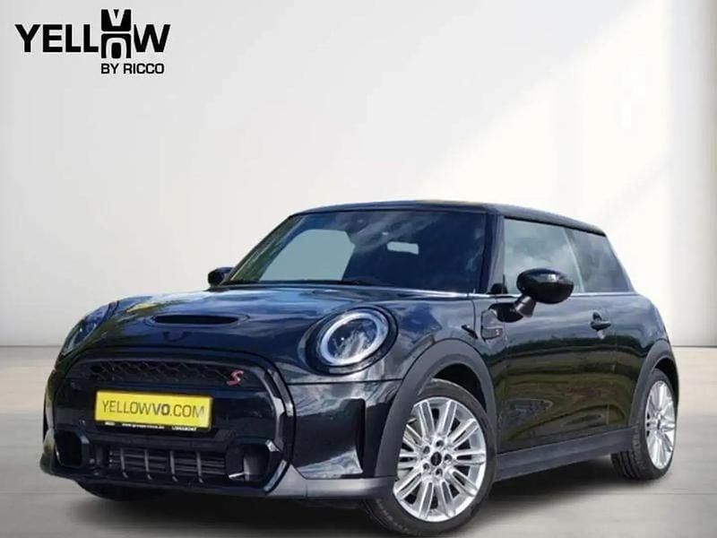 Noir Occasion 2023 Mini Cooper S Citadine | 26 835 € (Bon prix) - Image 1/4