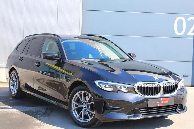 Noir Utilisé 2022 BMW 318 Sport Line Break | 30 990 € (Bon prix) - Image 1/4