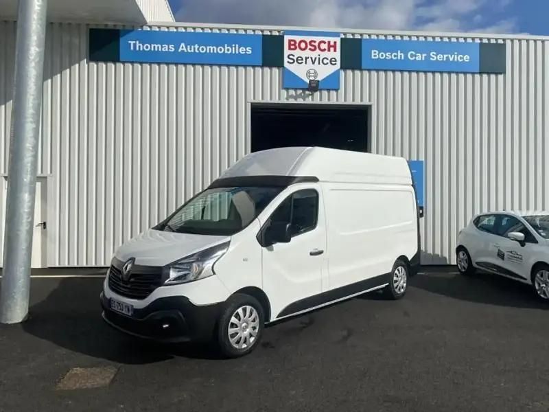 Blanc Utilisé 2017 Renault Trafic Van | 19 995 € (Prix juste) - Image 1/4
