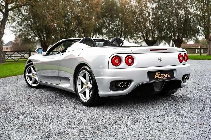 Gris Utilisé 2002 Ferrari 360 Cabriolet | 109 950 € - Image 1/4