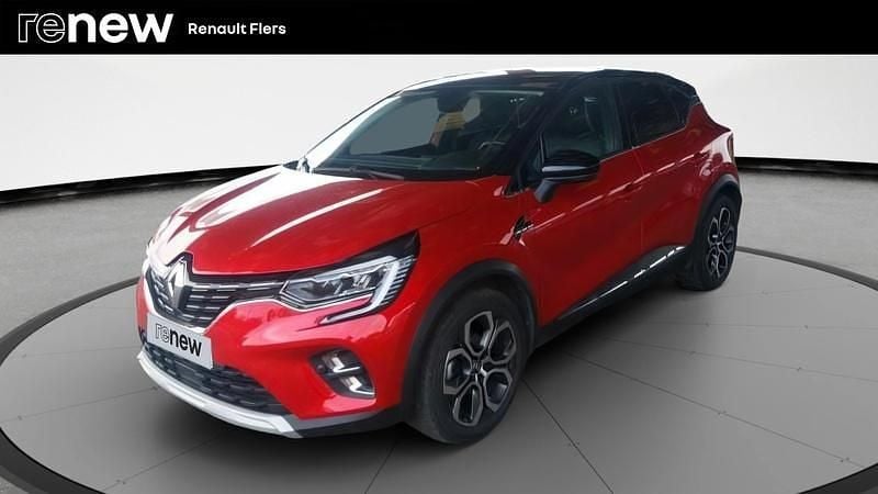 Rouge Utilisé 2021 Renault Captur Intens SUV | 18 280 € - Image 1/4