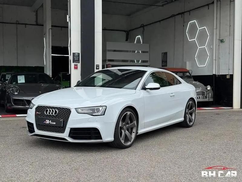 Blanc Utilisé 2012 Audi RS5 Sport Berline | 38 990 € - Image 1/4