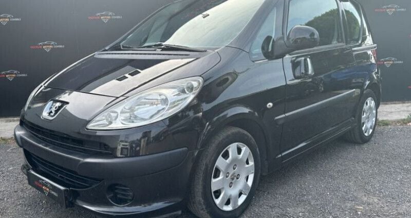 Utilisé 2009 Peugeot 1007 Citadine | 4 990 € (Prix juste) - Image 1/4