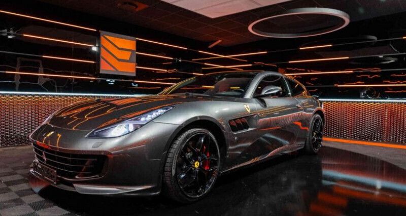 Utilisé 2017 Ferrari GTC4Lusso Break | 197 900 € (Prix assez cher) - Image 1/4