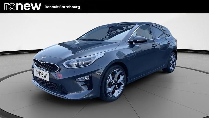 Gris Utilisé 2019 Kia Ceed Active Berline | 14 499 € (Prix juste) - Image 1/4