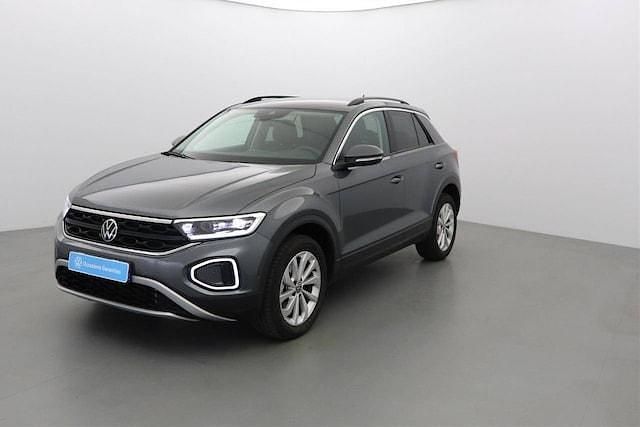 Utilisé 2025 VW T-Roc Edition SUV | 29 990 € (Prix juste) - Image 1/4