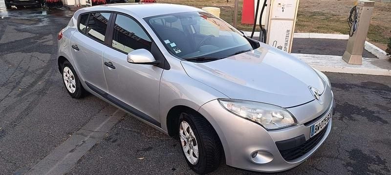 Occasion Renault Mégane III Authentique 90 ch (66 kW) 2011 Berline