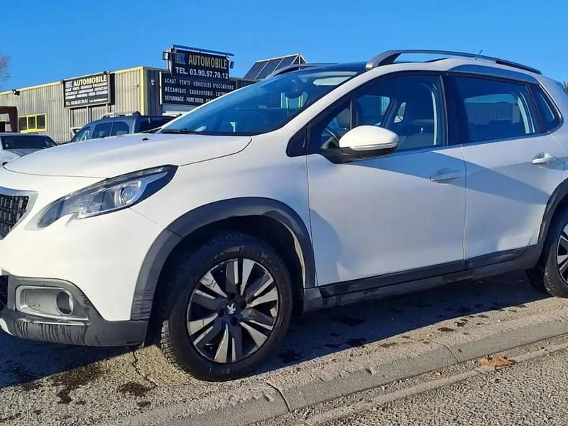 Blanc Utilisé 2018 Peugeot 2008 Allure SUV | 6 490 € (Bon prix) - Image 1/4