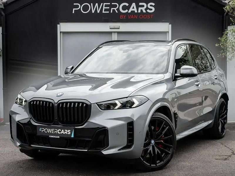 Gris Utilisé 2025 BMW X5 M Sport SUV | 98 400 € (Super prix) - Image 1/4