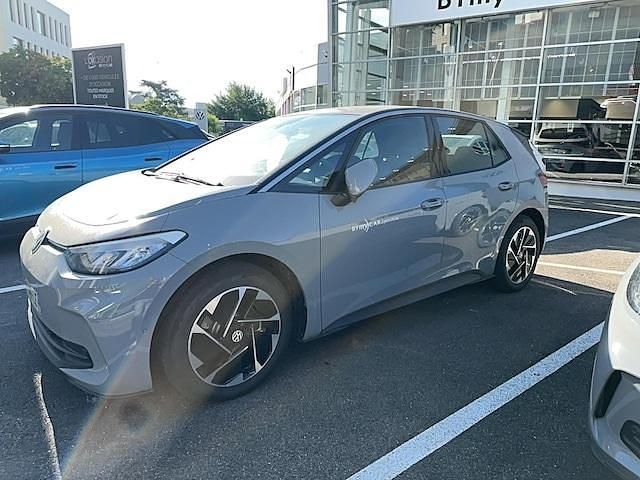 Utilisé 2024 VW ID.3 Pro Performance Citadine | 32 900 € (Prix assez cher) - Image 1/4