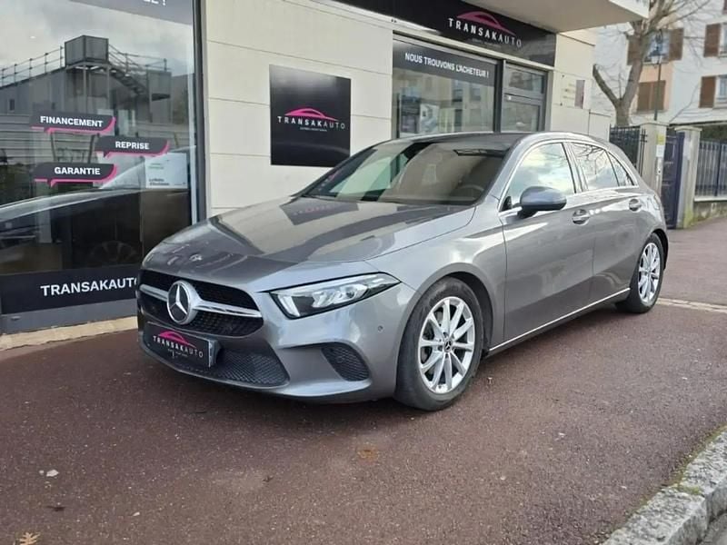 Gris Occasion 2020 Mercedes A200 Progressive Berline | 17 490 € (Prix juste) - Image 1/4