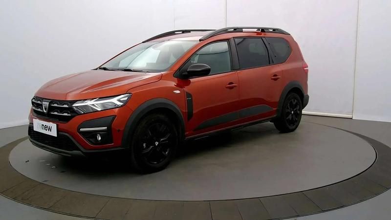 Marron Utilisé 2022 Dacia Jogger Extreme Berline | 17 690 € - Image 1/4