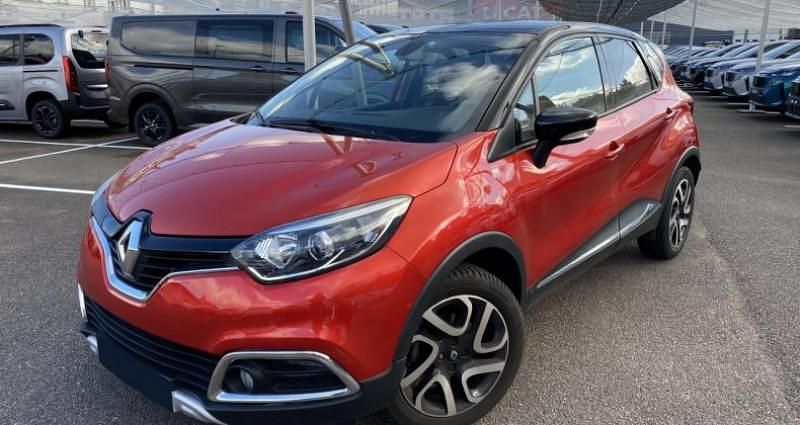 Rouge Utilisé 2015 Renault Captur SUV | 11 990 € (Prix juste) - Image 1/4