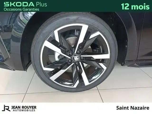Nouvelle Skoda Scala 116 ch (85 kW) 2025 Noir magic nacre Citadine