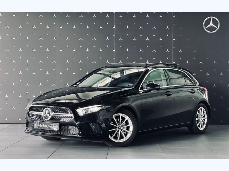 Noir Utilisé 2019 Mercedes A200 Berline | 24 900 € (Prix juste) - Image 1/3