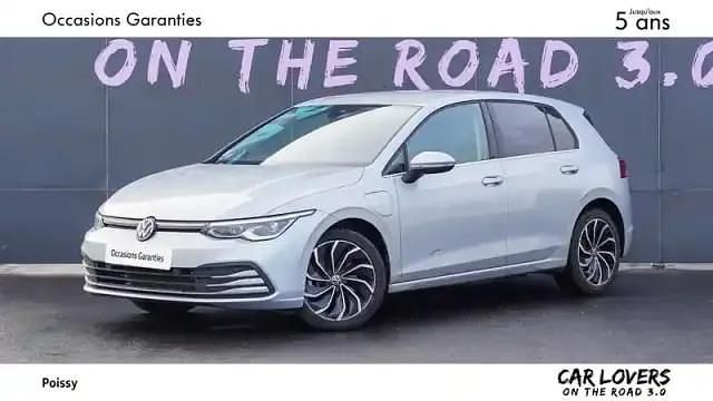 Blanc Occasion 2022 VW Golf VIII Berline | 32 990 € (Prix cher) - Image 1/4