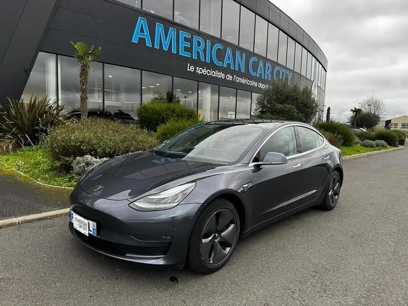 Gris Occasion 2019 Tesla Model 3 Long Range AWD Berline | 26 990 € (Prix juste) - Image 1/4