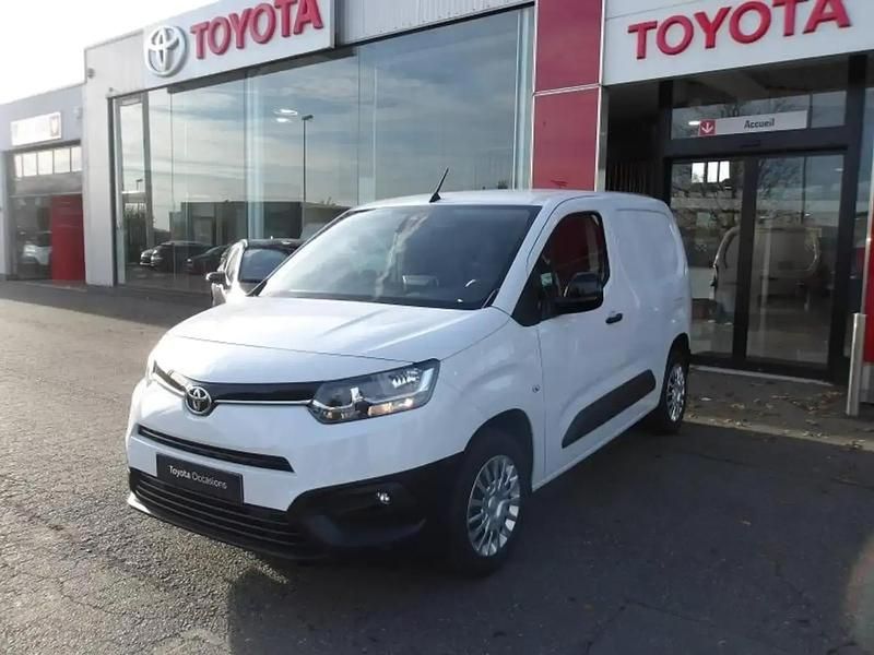 Blanc Occasion 2024 Toyota Proace City City Van | 17 990 € - Image 1/4