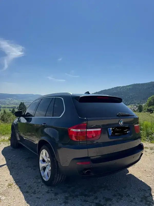 Utilisé 2009 BMW X5 Exclusive SUV | 15 500 € (Prix juste) - Image 1/4