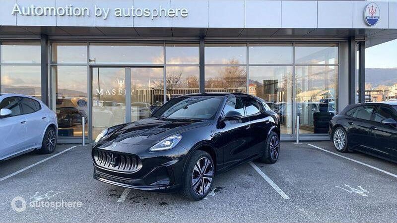 Peinture métallique nero tempesta Nouvelle 2025 Maserati Grecale Folgore SUV | 117 087 € - Image 1/4