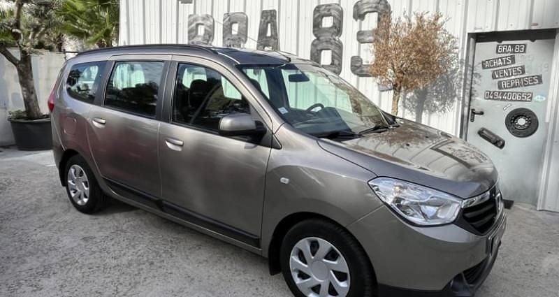 Utilisé 2012 Dacia Lodgy Lauréate Monospace | 11 990 € (Prix juste) - Image 1/4